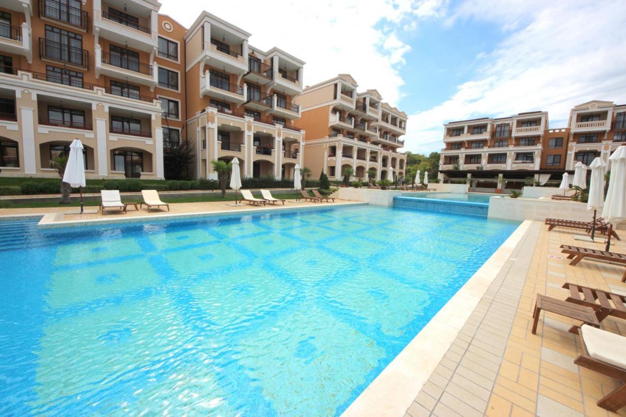 Apartament Life *